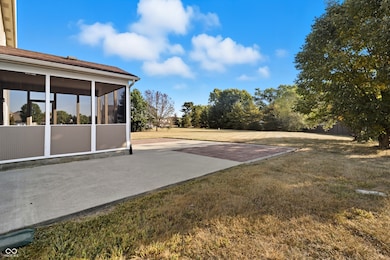 8965 Cockerham Cir, Indianapolis, IN 46278 - photo 7