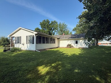 300 N Fulton, Edina, MO 63537 - photo 5