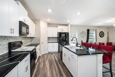 5101 Sable Chime Dr, Wimauma, FL 33598 - photo 3