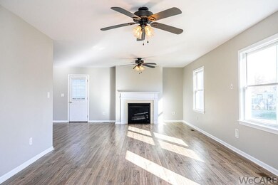 15789 Main St, Wapakoneta, OH 45895 - photo 4