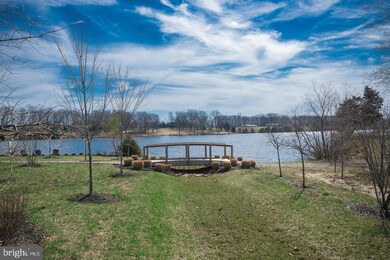 24201 Statesboro Place, Ashburn, VA 20148 - photo 2