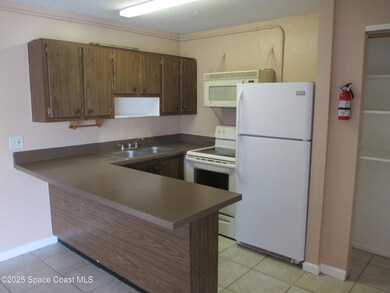 1717 Dixon Blvd unit 81, Cocoa, FL 32922 - photo 3