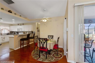 223 Blackstone Dr, Fort Myers, FL 33913 - photo 4