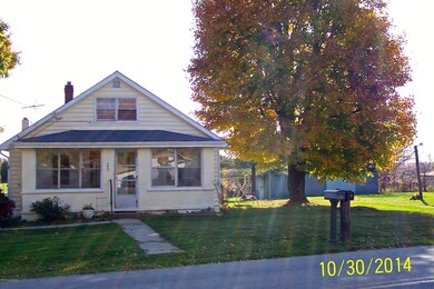 9802 Dawson Hill b frnt ext 2