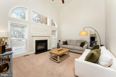 13836 Tarleton Ct, Gainesville, VA 20155 - photo 6