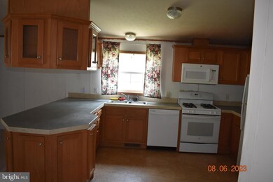 5277 Winterberry Dr, Doylestown, PA 18902 - photo 6