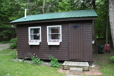 Cozy bunk house perfect for 2