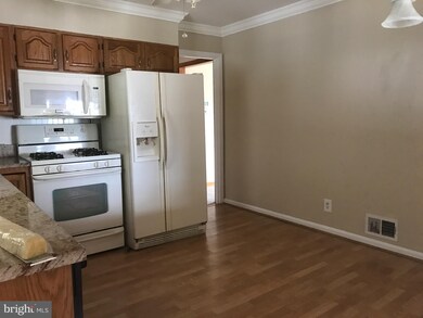 271 Meadow Rd, Pasadena, MD 21122 - photo 7