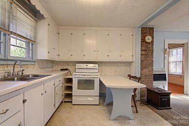 420 Jackson Loop Rd, Flat Rock, NC 28731 - photo 6