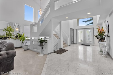 5727 Royal Wood, West Bloomfield, MI 48322 - photo 4