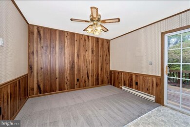 1025 Peach Orchard Ln, Brunswick, MD 21716 - photo 7