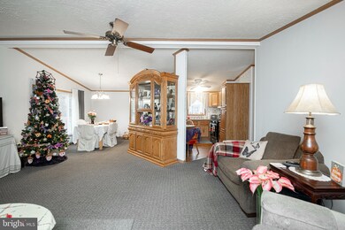 19 Rosewood Ln, Phoenixville, PA 19460 - photo 6