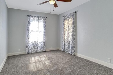 320 W Evans Ave, Bonham, TX 75418 - photo 4