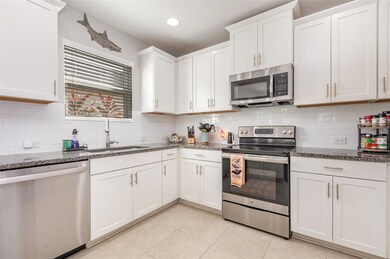 12674 Shimmering Oak Cir, Venice, FL 34293 - photo 7