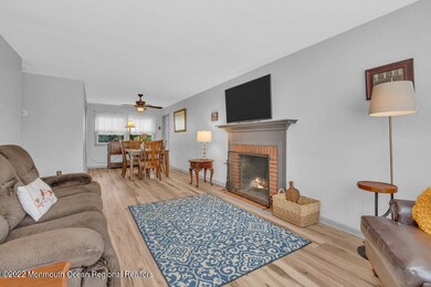 22 Cherry Tree Ln, Middletown, NJ 07748 - photo 6