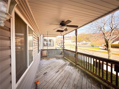 760 Penn Ave, Midland, PA 15059 - photo 4