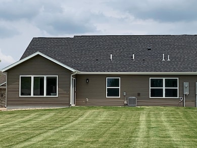 2834 Meadowview Ln NE, Owatonna, MN 55060 - photo 5