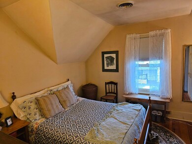 39 South St, Keene, NH 03431 - photo 6