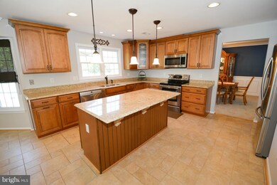 16040 Kings Mountain Rd, Woodbridge, VA 22191 - photo 7