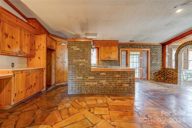 1419 Melrose Dr, Shelby, NC 28152 - photo 7