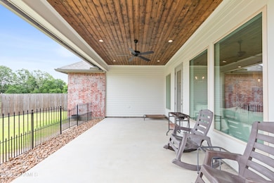 213 Octavia Dr, Scott, LA 70583 - photo 3