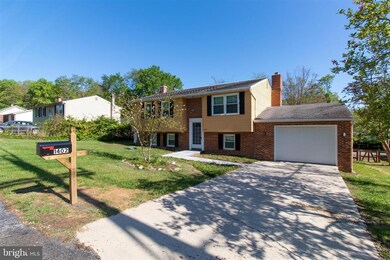 1402 Rogers Ln, Severn, MD 21144 - photo 2