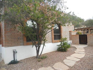 03 Side Entrance