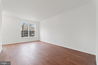 11463 Heritage Commons Way, Reston, VA 20194 - photo 5