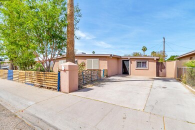 832 E Carson Rd-2891