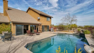 1548 W Galvin St-13
