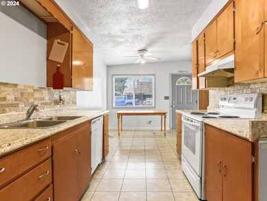 4570 Lowell Ave NE, Keizer, OR 97303 - photo 6