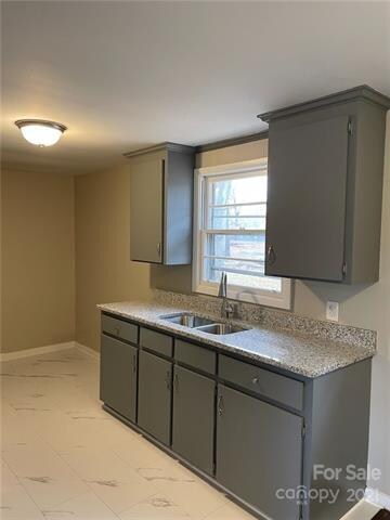 504 W Phifer St, Marshville, NC 28103 - photo 5