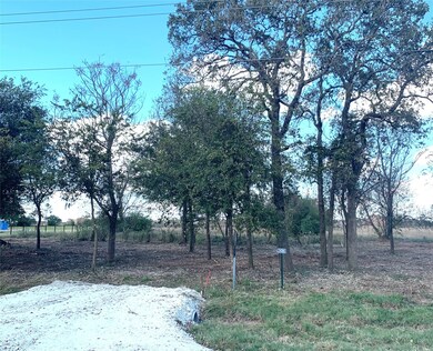 31086 Rochen Rd, Waller, TX 77484 - photo 2