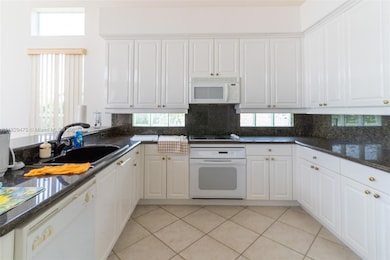 17999 SW 35th St, Miramar, FL 33029 - photo 6