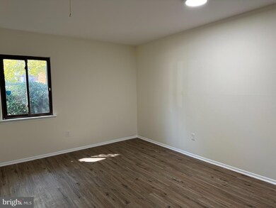 22 Maplewood Ct, West Deptford, NJ 08066 - photo 7