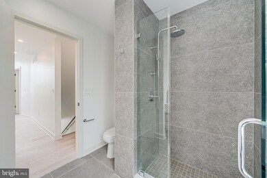 2907 Newark St NW, Washington, DC 20008 - photo 7