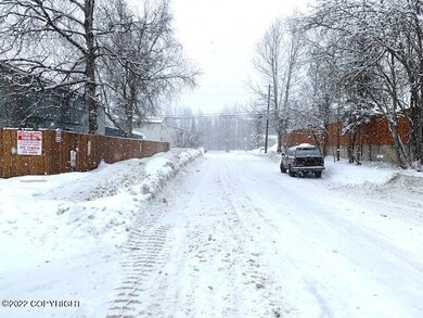 Grand Larry Street View 2
