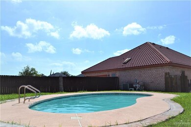 916 Chrysolite Dr, Weslaco, TX 78596 - photo 4
