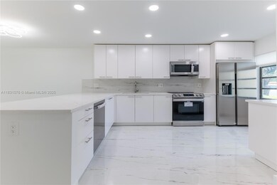 8435 Casa Del Lago unit 22C, Boca Raton, FL 33433 - photo 2