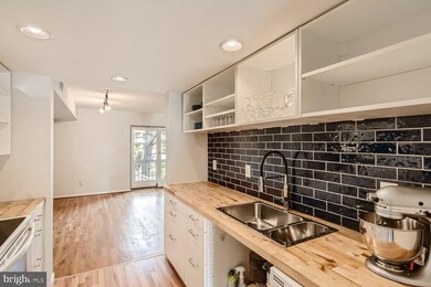 10 Penny Ln, Baltimore, MD 21209 - photo 7