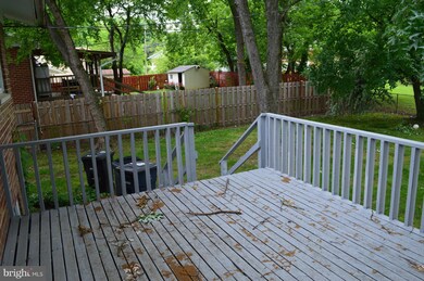 8904 Robin Place, Laurel, MD 20708 - photo 4