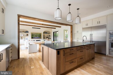 4283 38th St N, Arlington, VA 22207 - photo 5