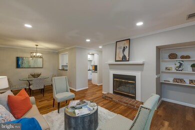 10016 Oakton Terrace Rd, Oakton, VA 22124 - photo 3