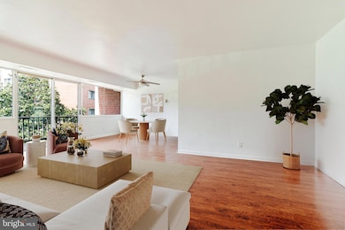 The Seasons unit 203, Alexandria, VA 22312 - photo 3