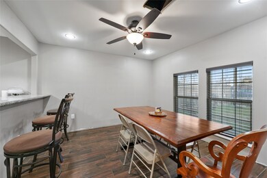 4102 Caplin St, Houston, TX 77026 - photo 4