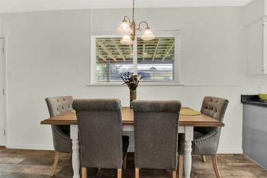 1605 Alta Vista Dr, Alvin, TX 77511 - photo 7