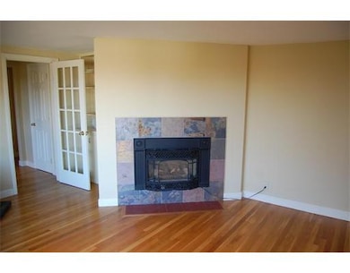 85 Eastern Promenade St unit 85, Holyoke, MA 01040 - photo 3