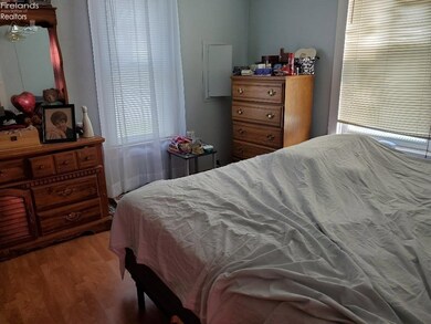 146 E Foulke Ave, Findlay, OH 45840 - photo 6