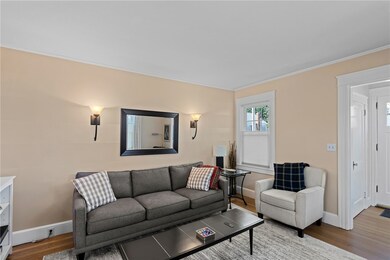 21 Whitwell Ave, Newport, RI 02840 - photo 4