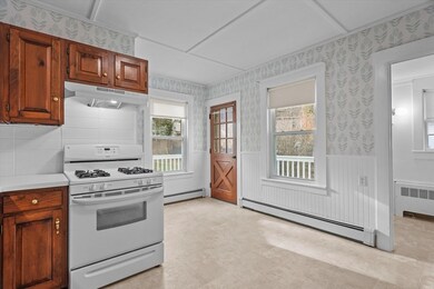 10 Vendome St unit 10, Merrimac, MA 01860 - photo 5